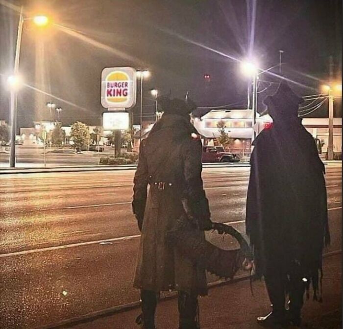 54 Pics From The Weird Side Of The Internet (New Pics)