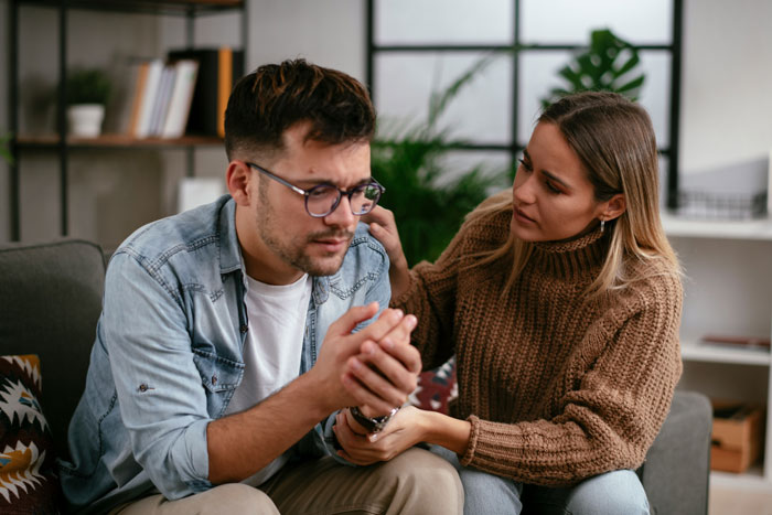 Man Cancels Life-Saving Liver Donation After Recipient Accuses His GF Of Theft, Regrets It Later