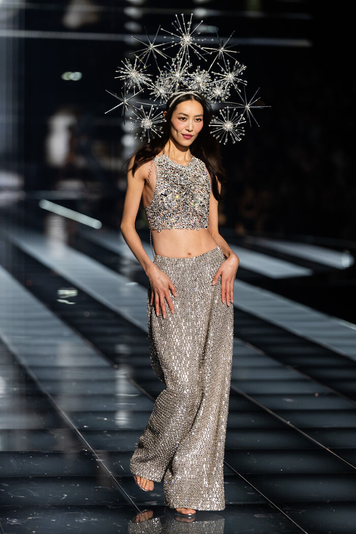 The Most Iconic Looks From The 2025 Victoria’s Secret Fashion Show