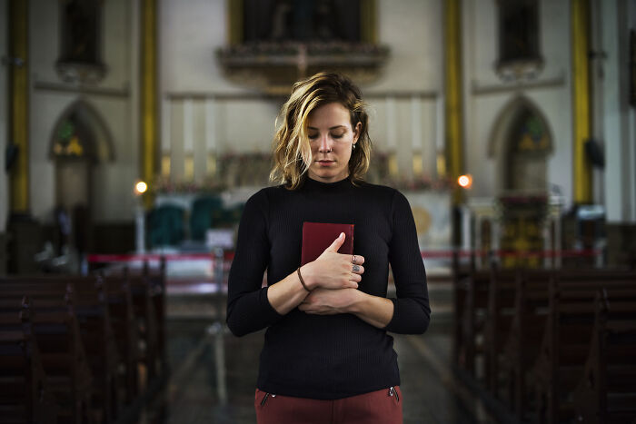 66 True Stories Of People Who Fell Victim To Cults