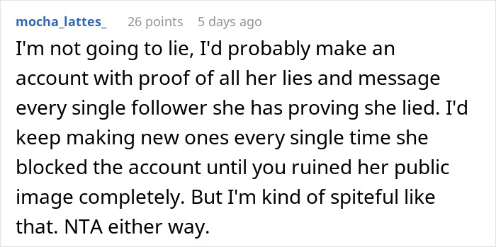 Teen Finds Stepmom’s Fake Sob Story About Difficult Stepkids Online, Exposes Her With Receipts