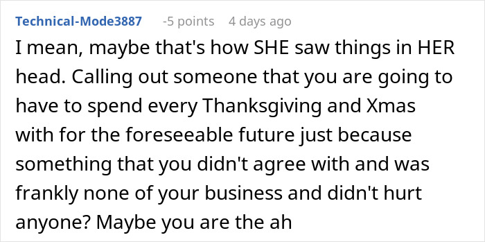 Teen Finds Stepmom’s Fake Sob Story About Difficult Stepkids Online, Exposes Her With Receipts