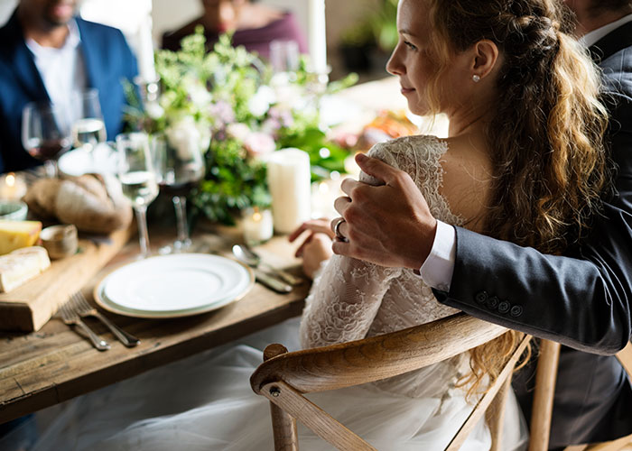Man’s Stepdaughter Chooses Her “Real Dad” To Walk Her Down The Aisle, So He Pulls The Plug