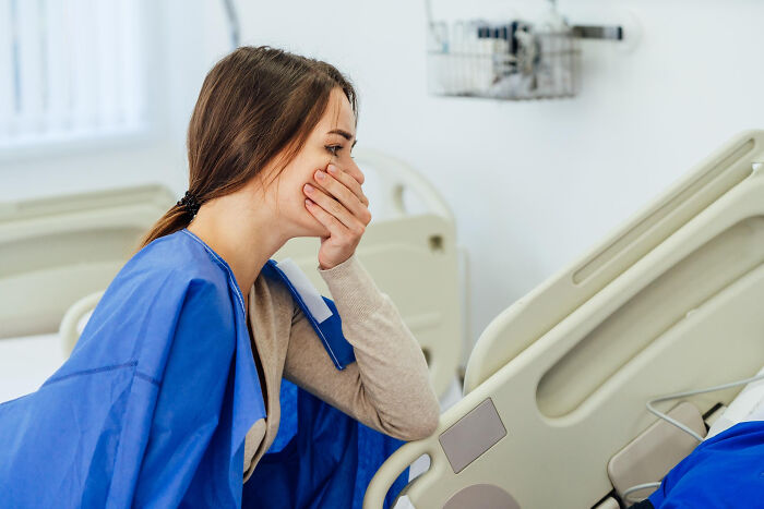 28 True Horror Stories From Hospital Staff That Might Make You Look Twice In The ER