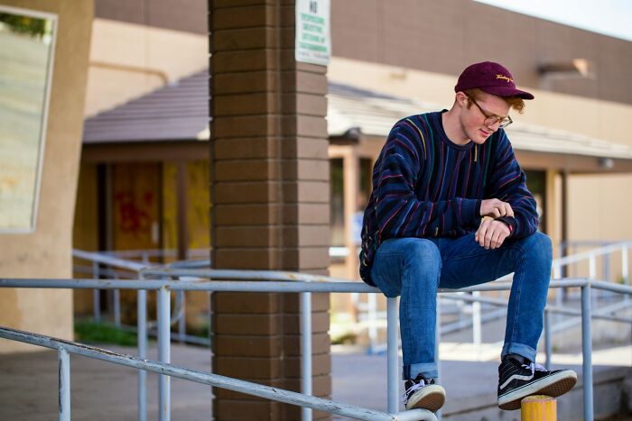 32 Shocking Things Popular Kids Did In School That Turned Them Into Outcasts