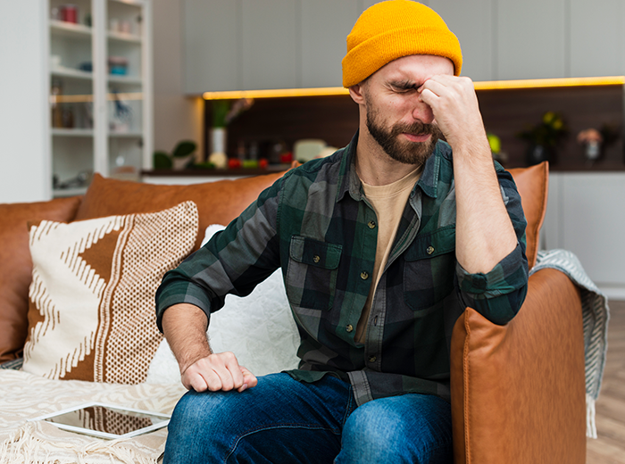 Arrogant Professor Makes People Miserable At Parties, Host&#8217;s Hubby Wonders About Confronting Him