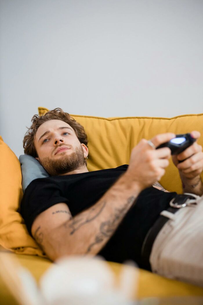 67 People Confess The Secret They Can Share Anonymously Online But Refuse To Tell Their Partner