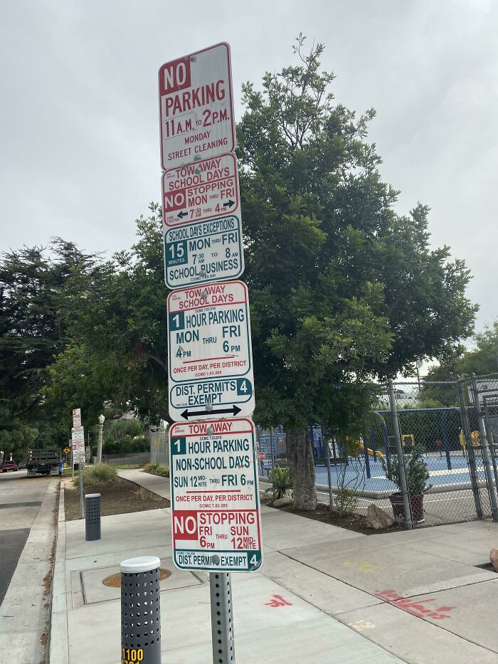 &#8220;Ignore GPS&#8221;: 69 Road Signs So Confusing People Didn&#8217;t Know What They Were Supposed To Do