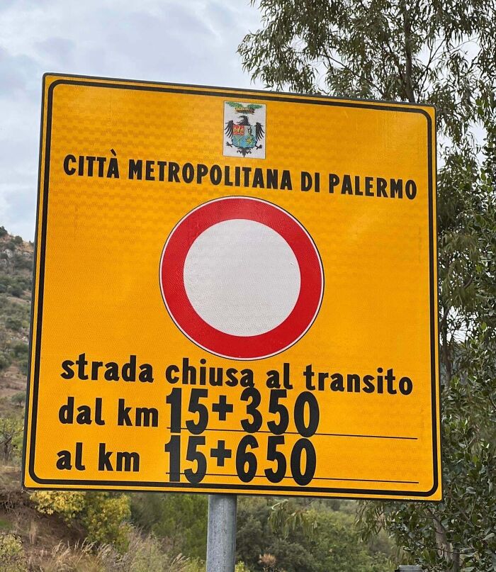 &#8220;Ignore GPS&#8221;: 69 Road Signs So Confusing People Didn&#8217;t Know What They Were Supposed To Do