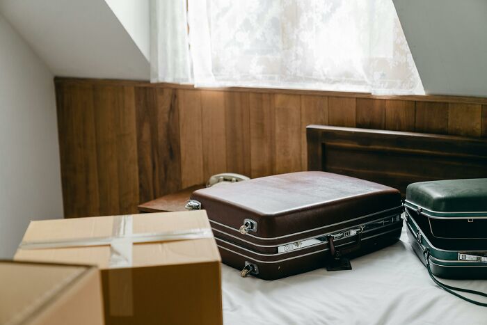 102 Unexplainable Creepy Things People Experienced