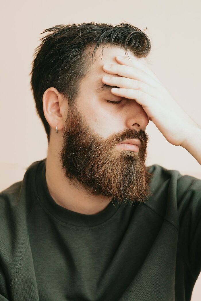 64 Heartbreaking Things Committed By Close Friends That Broke People’s Trust Forever