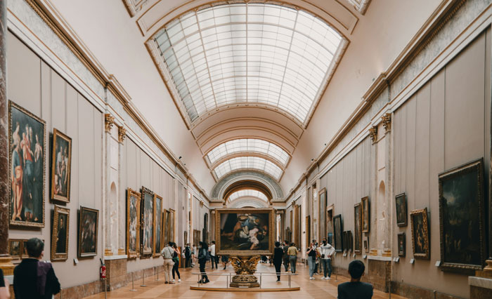 Chainsaw-Wielding Thieves Drop Priceless Crown Outside The Louvre In Bizarre Scooter Getaway