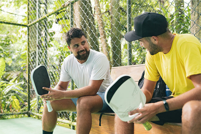 36 People With High Social Skills Share The Biggest Mistakes Others Make In Conversations