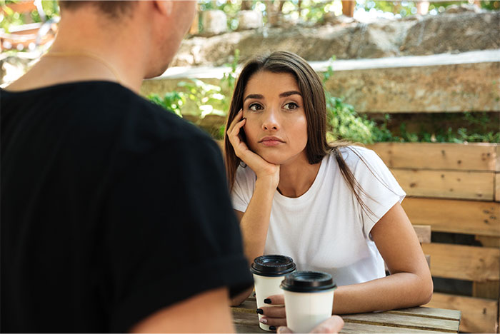 36 People With High Social Skills Share The Biggest Mistakes Others Make In Conversations