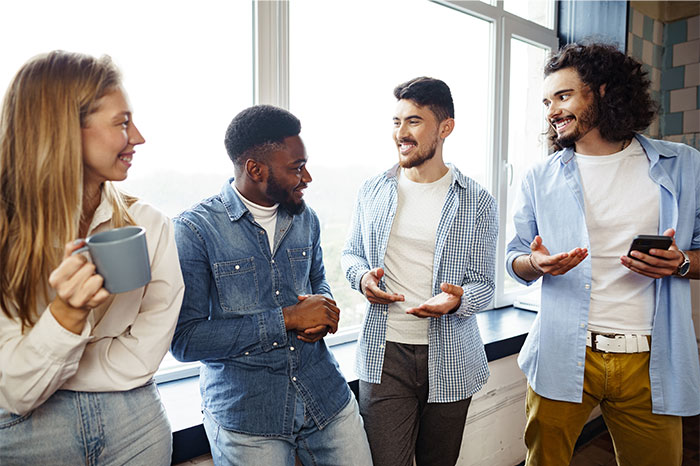 36 People With High Social Skills Share The Biggest Mistakes Others Make In Conversations