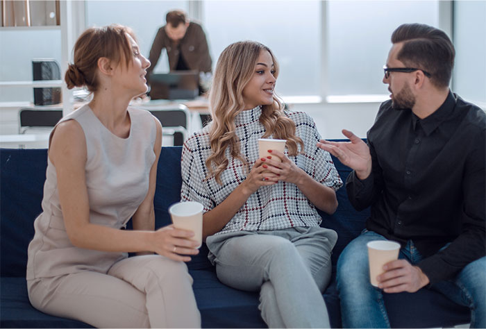 36 People With High Social Skills Share The Biggest Mistakes Others Make In Conversations