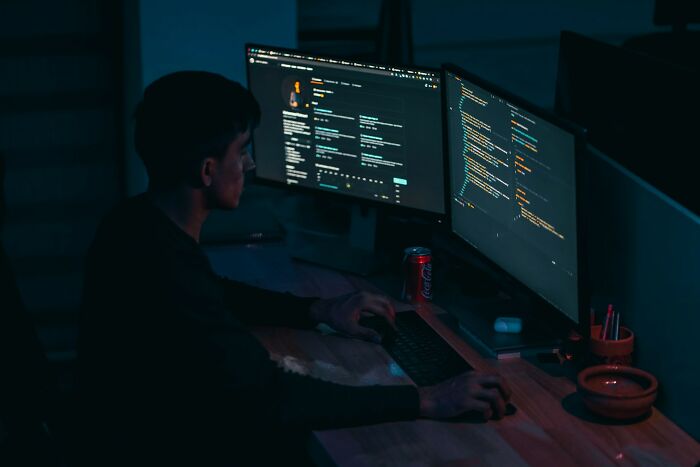 71 People Who Lost Their Jobs To AI Share What Happened