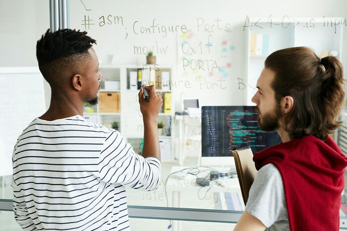 71 People Who Lost Their Jobs To AI Share What Happened