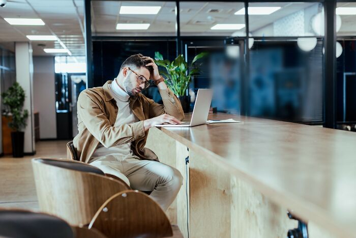 71 People Who Lost Their Jobs To AI Share What Happened
