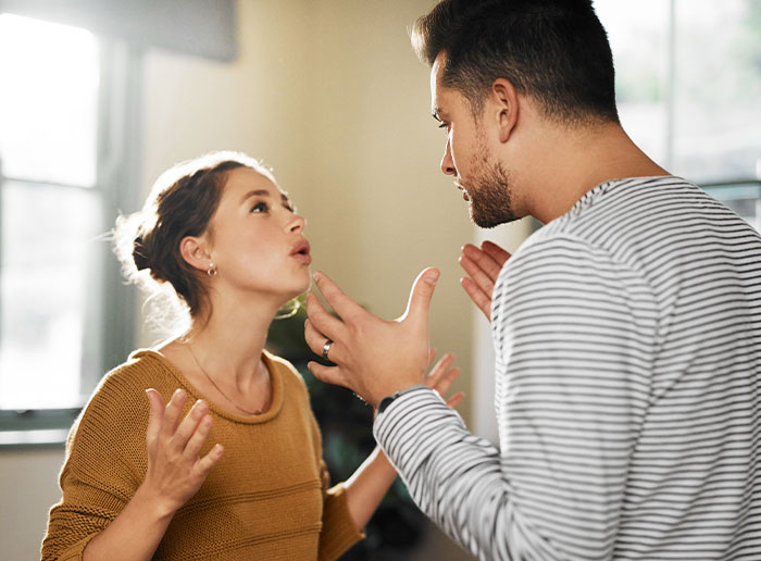 Guy Runs Out The Window After His Moms Attempt To Reconcile Him And His Ex Fiancé