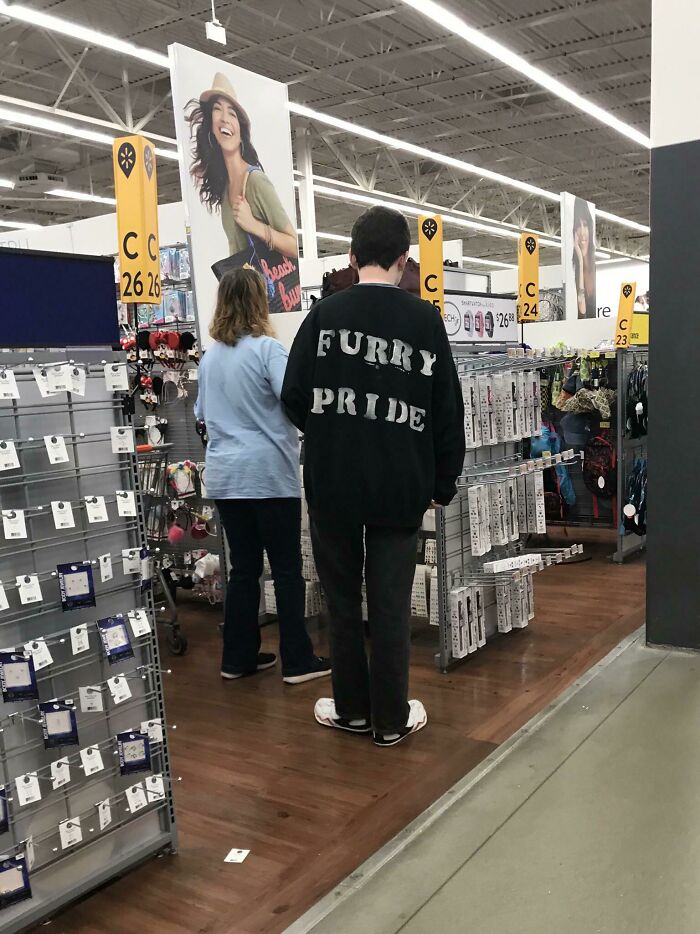 135 Of The Wildest “People Of Walmart” Pics To Prove That It&#8217;s A Place Like Nowhere Else (New Pics)
