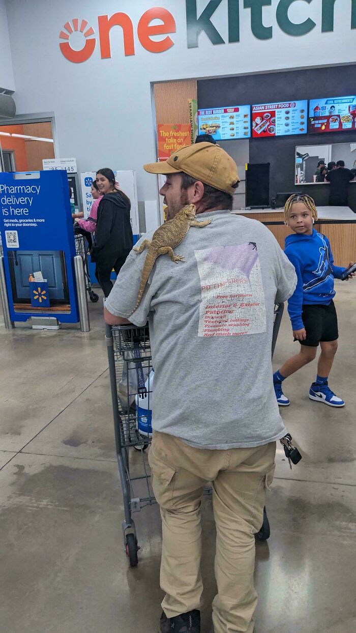135 Of The Wildest “People Of Walmart” Pics To Prove That It&#8217;s A Place Like Nowhere Else (New Pics)