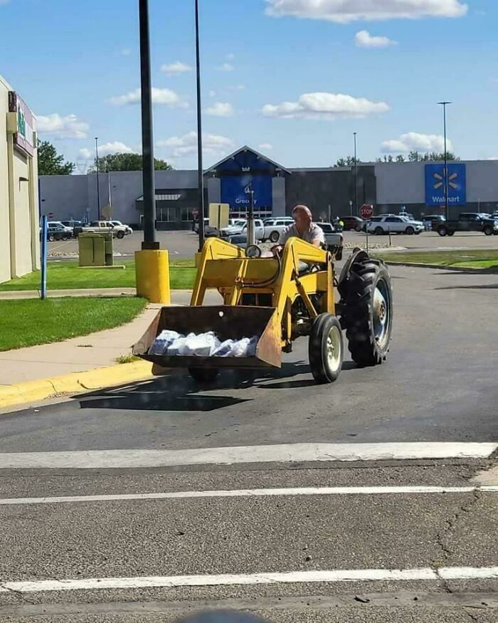 135 Of The Wildest “People Of Walmart” Pics To Prove That It&#8217;s A Place Like Nowhere Else (New Pics)
