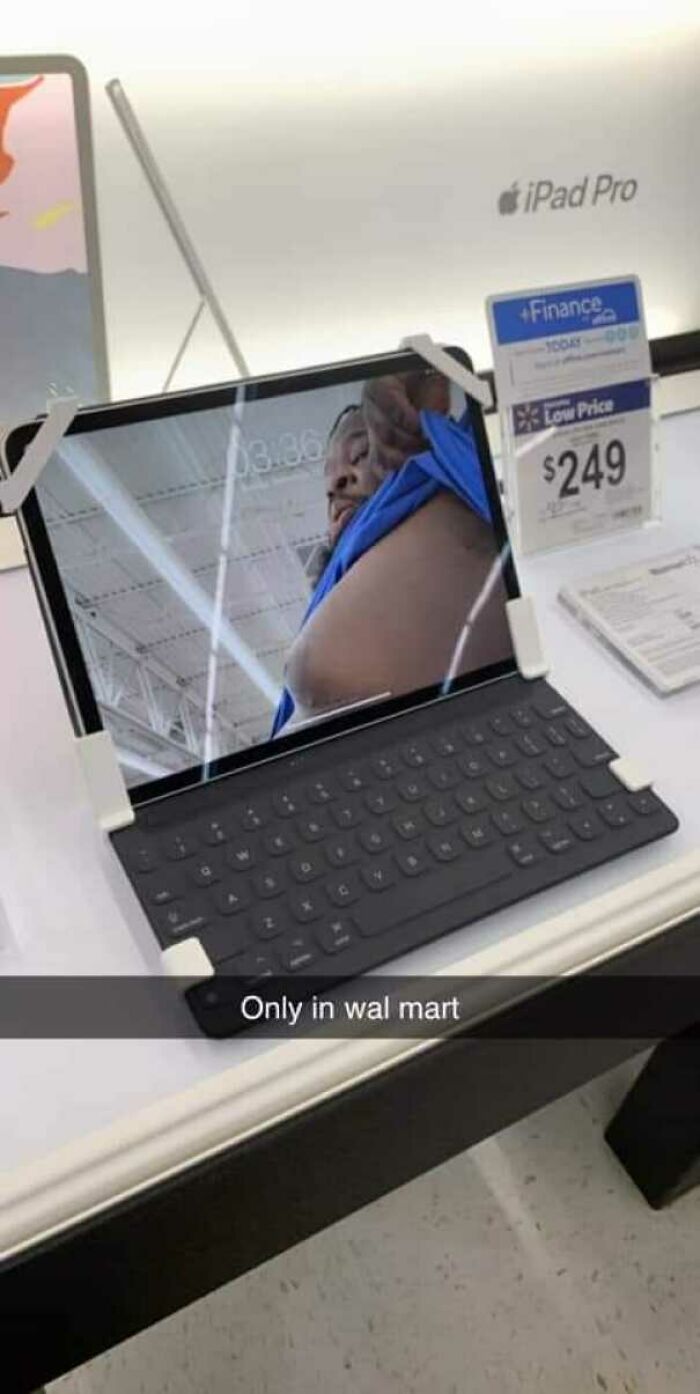 135 Of The Wildest “People Of Walmart” Pics To Prove That It&#8217;s A Place Like Nowhere Else (New Pics)