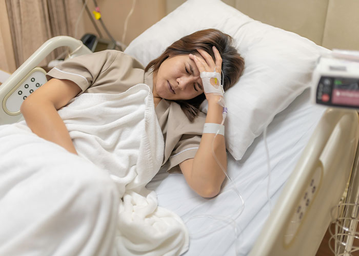 Woman Doesn&#8217;t Get Support With Two Kids Even After Surgery, Breaks Down
