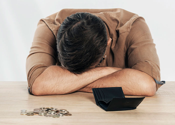 How To Ruin Your Entire Life: 40 Real And Sobering Stories From People Online