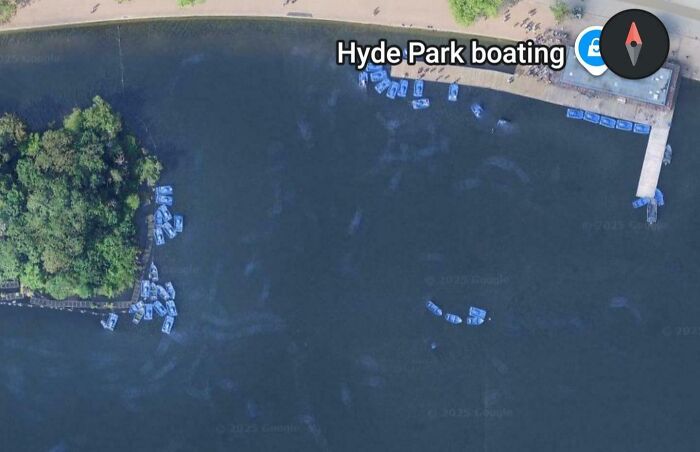 46 Times Google Earth And Maps Captured Something Totally Unexpected 46 Times Google Earth And Maps Captured Something Totally Unexpected