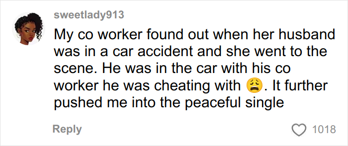 Girlfriend Catches Boyfriend Cheating After Spotting Strange Circles On His Car Mirror
