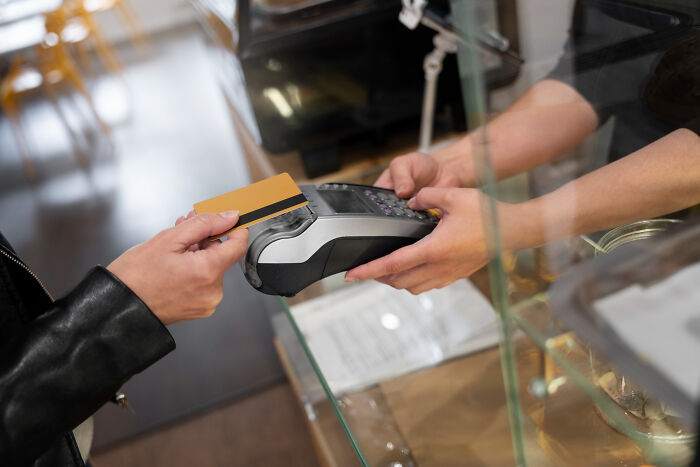 37 Tales Of Customers Who Couldn&#8217;t (Or Wouldn&#8217;t) Pay, As Told By Restaurant Staff