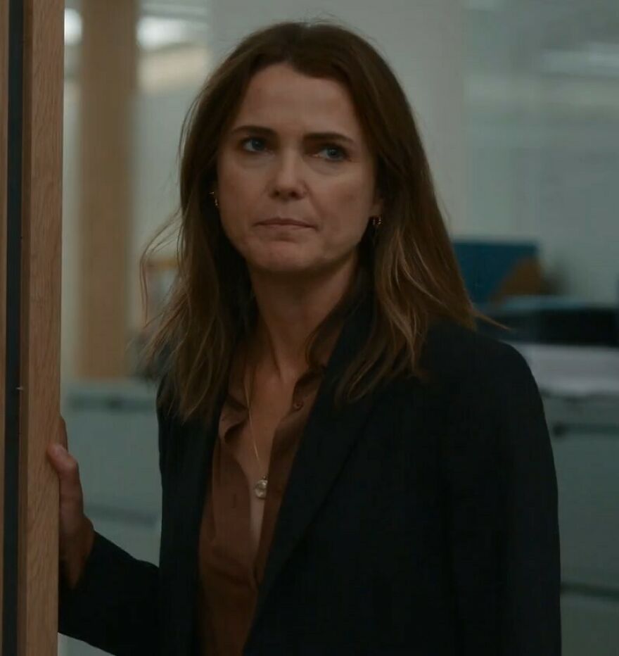 &#8220;Weird Thing Being A Woman&#8221;: Keri Russell, 49, Slams Hollywood&#8217;s Growing Plastic Surgery Trend