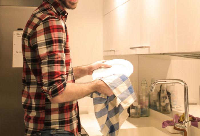 New Mom Demands To Be A Stay-At-Home Mom, Regrets It After Her Husband Divorces Her