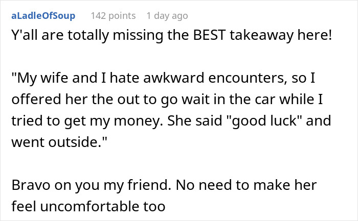 Young Waiter Doesn’t Bring A Customer Their Change, Gets Confused When They Ask For It
