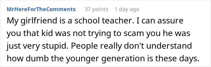 Young Waiter Doesn’t Bring A Customer Their Change, Gets Confused When They Ask For It