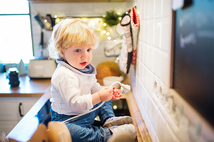 “I Almost Divorced My Wife”: 88 Parents Share Baby Names They Regret Giving To Their Kids
