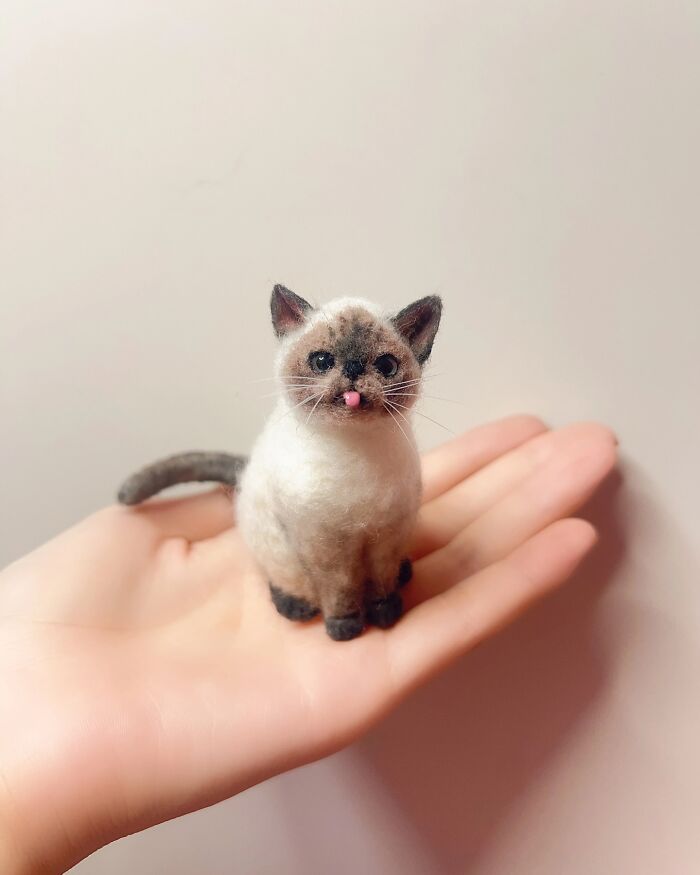 40 Wool Felt Pets So Realistic You Might Want To Do A Double Take