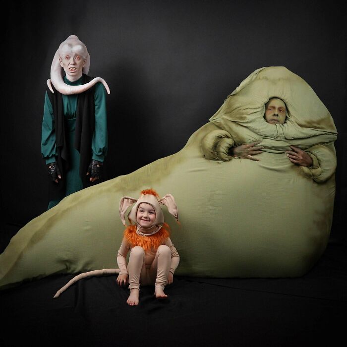 73 Times Families Took These Photos Only To End Up Being Laughed Or Cringed At Online Forever