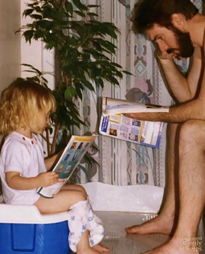 73 Times Families Took These Photos Only To End Up Being Laughed Or Cringed At Online Forever