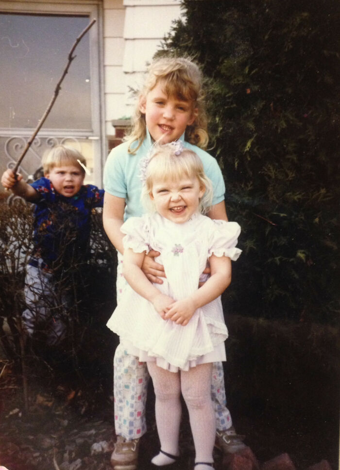 73 Times Families Took These Photos Only To End Up Being Laughed Or Cringed At Online Forever