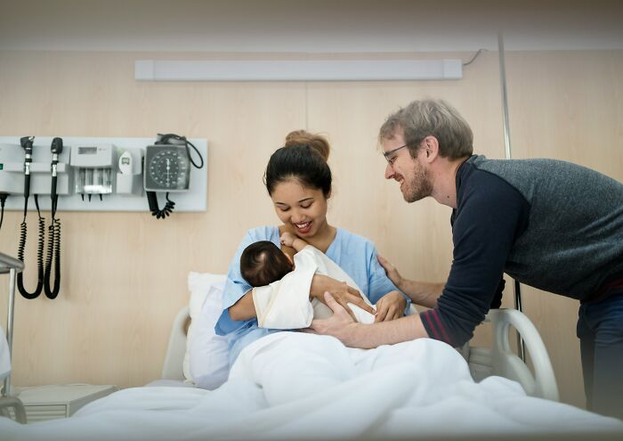 39 Craziest And Funniest Things That Happened During Birth
