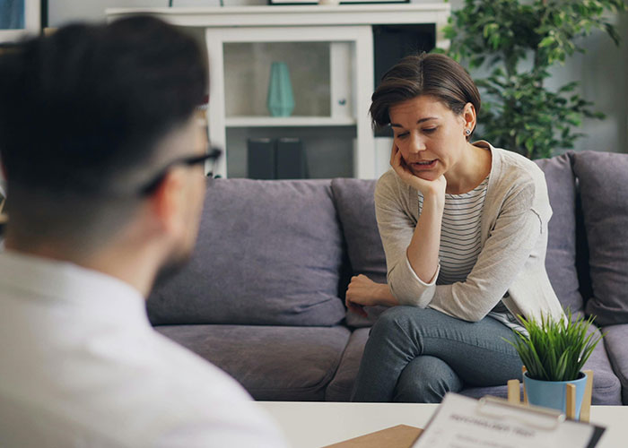 Psychologists Debunk 39 Mental Health Myths People Still Believe To Be True