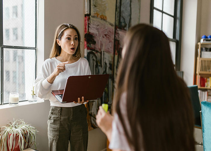 Psychologists Debunk 39 Mental Health Myths People Still Believe To Be True