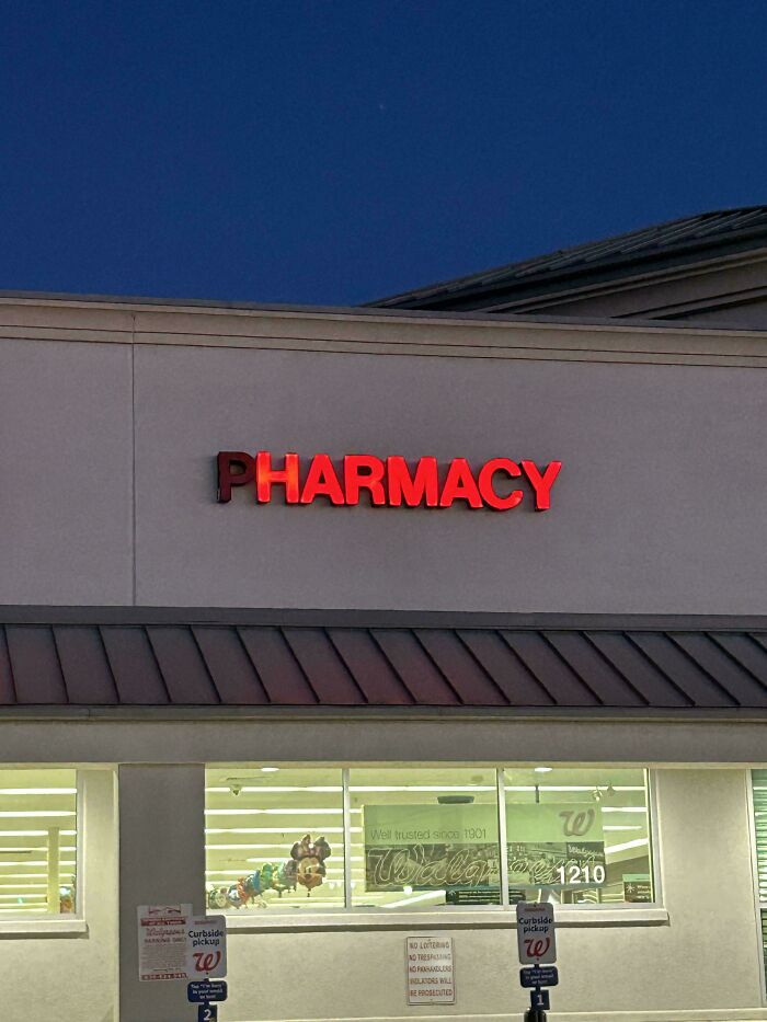 66 Of The LED Signs People Have Ever Come Across