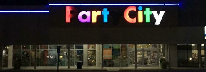 66 Of The LED Signs People Have Ever Come Across