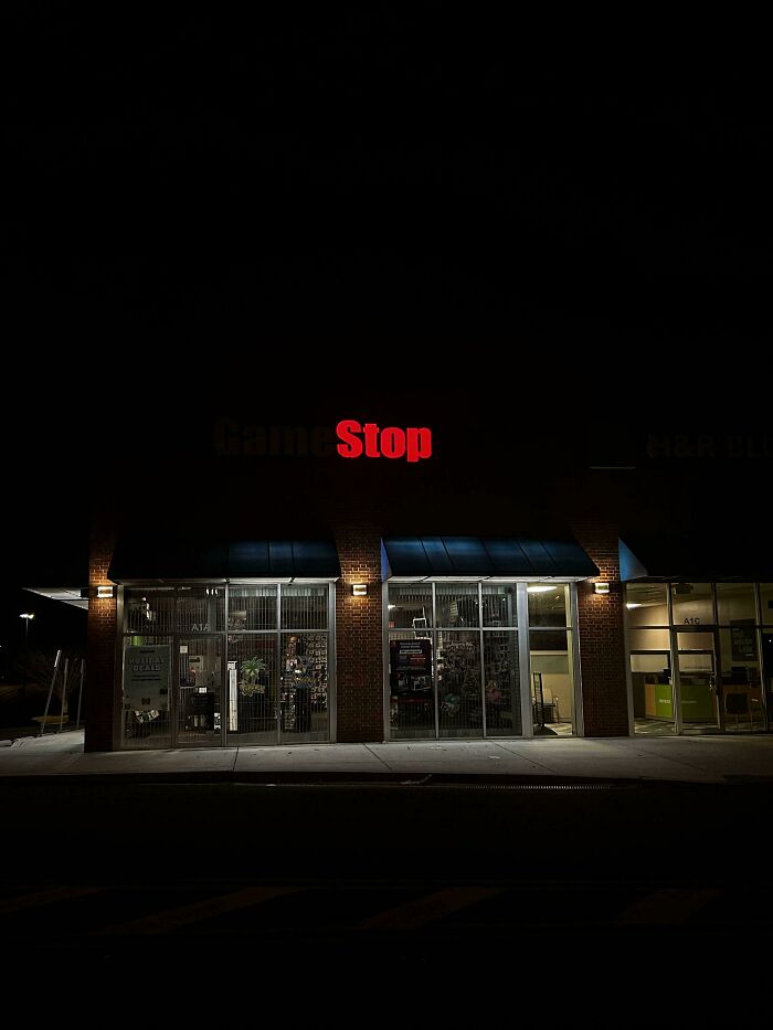 66 Of The LED Signs People Have Ever Come Across