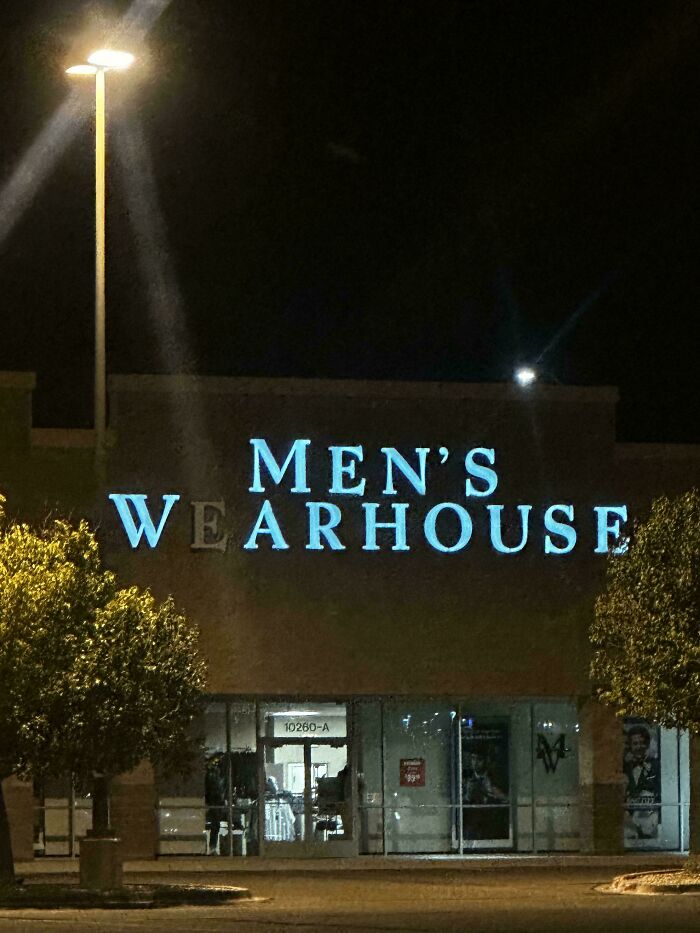 66 Of The LED Signs People Have Ever Come Across
