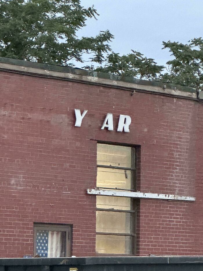 66 Of The LED Signs People Have Ever Come Across